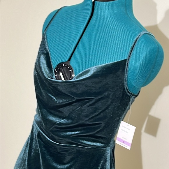 Taylor Dresses & Skirts - 🎉3x HP!🎉 NWT: Taylor, maxi/long Evergreen dress/gown